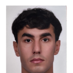 Portrait of Emre Hakveren
